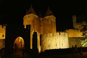 Carcassonne Kirchenfenster