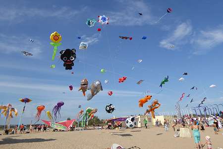 Drachenfest in Portiragnes Plage
